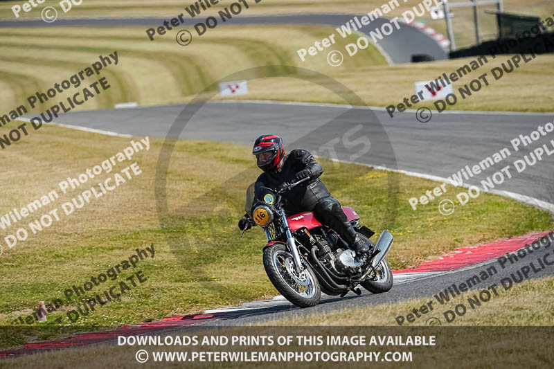 cadwell park;cadwell park photographs;cadwell trackday photographs;enduro digital images;event digital images;eventdigitalimages;peter wileman photography;racing digital images;trackday digital images;trackday photos